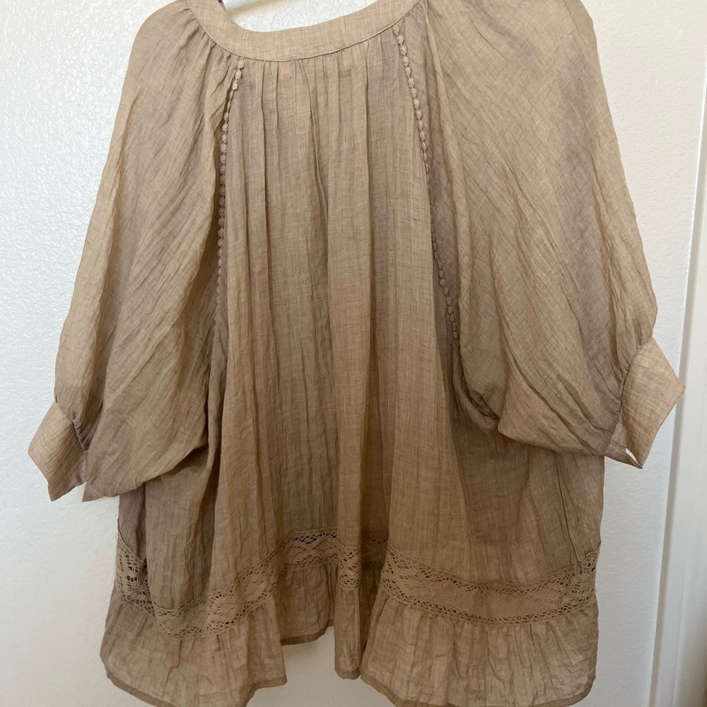 Over sized blouse by Everleigh. Boho chic. Tan/ small